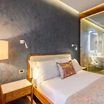 ホテル Chic Boutique Vlorë