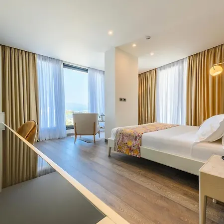 Chic Boutique 4*