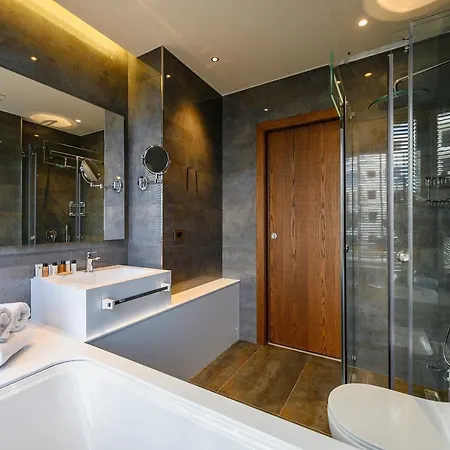 Chic Boutique 4* Vlorë