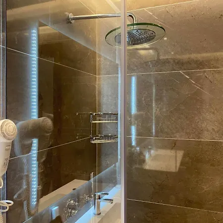 Chic Boutique 4* Vlorë