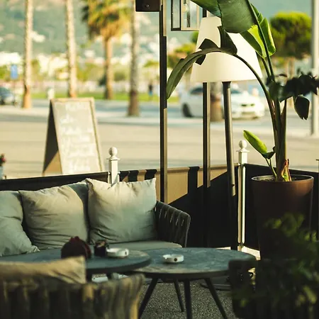 Hotel Chic Boutique 4*