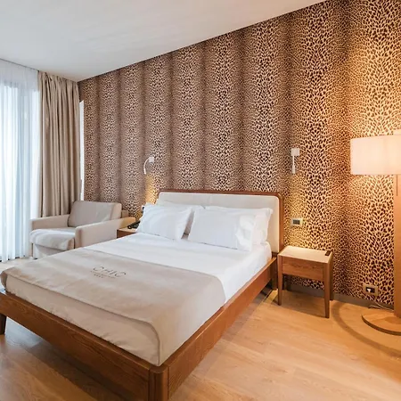 Chic Boutique 4* Vlorë
