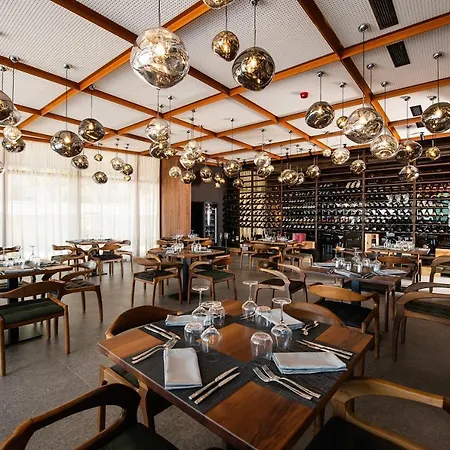 Chic Boutique Hotel 4*