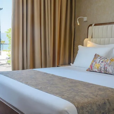 Chic Boutique Szálloda 4*